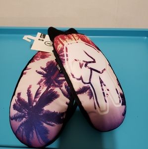 New Neff Peace Palms Charector Mitt (Small)